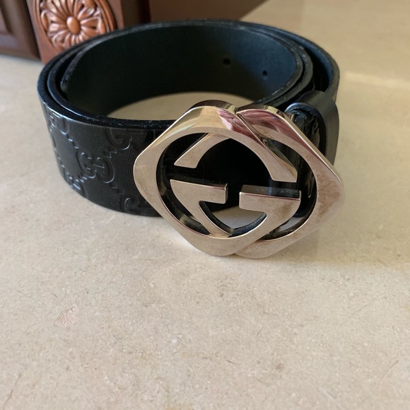 Gucci Accessories - Authentic men’s Gucci belt